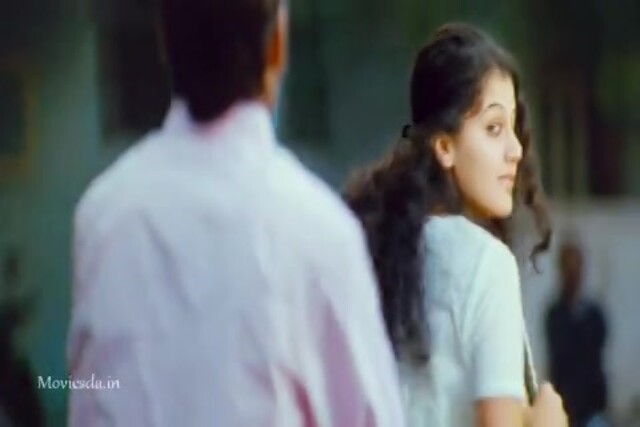 Aadukalam (2011) Sample (480x320).mp4