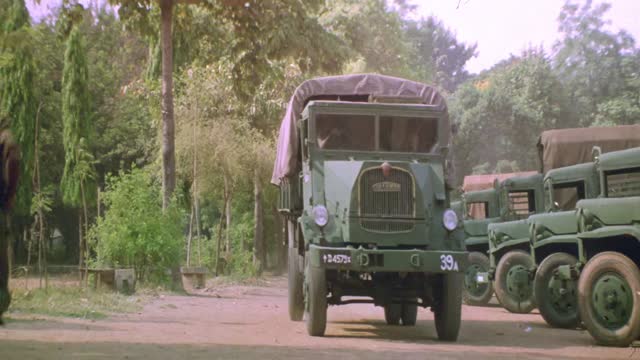 Moviesda.Mobi - Friends 2001 Original 1080p HD.mp4